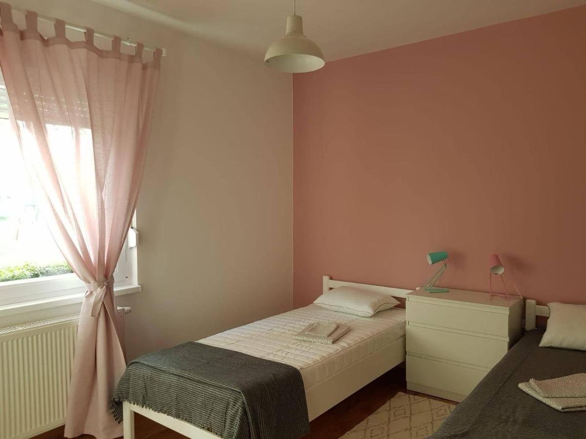 Angela Apartment Zagreb Exteriör bild