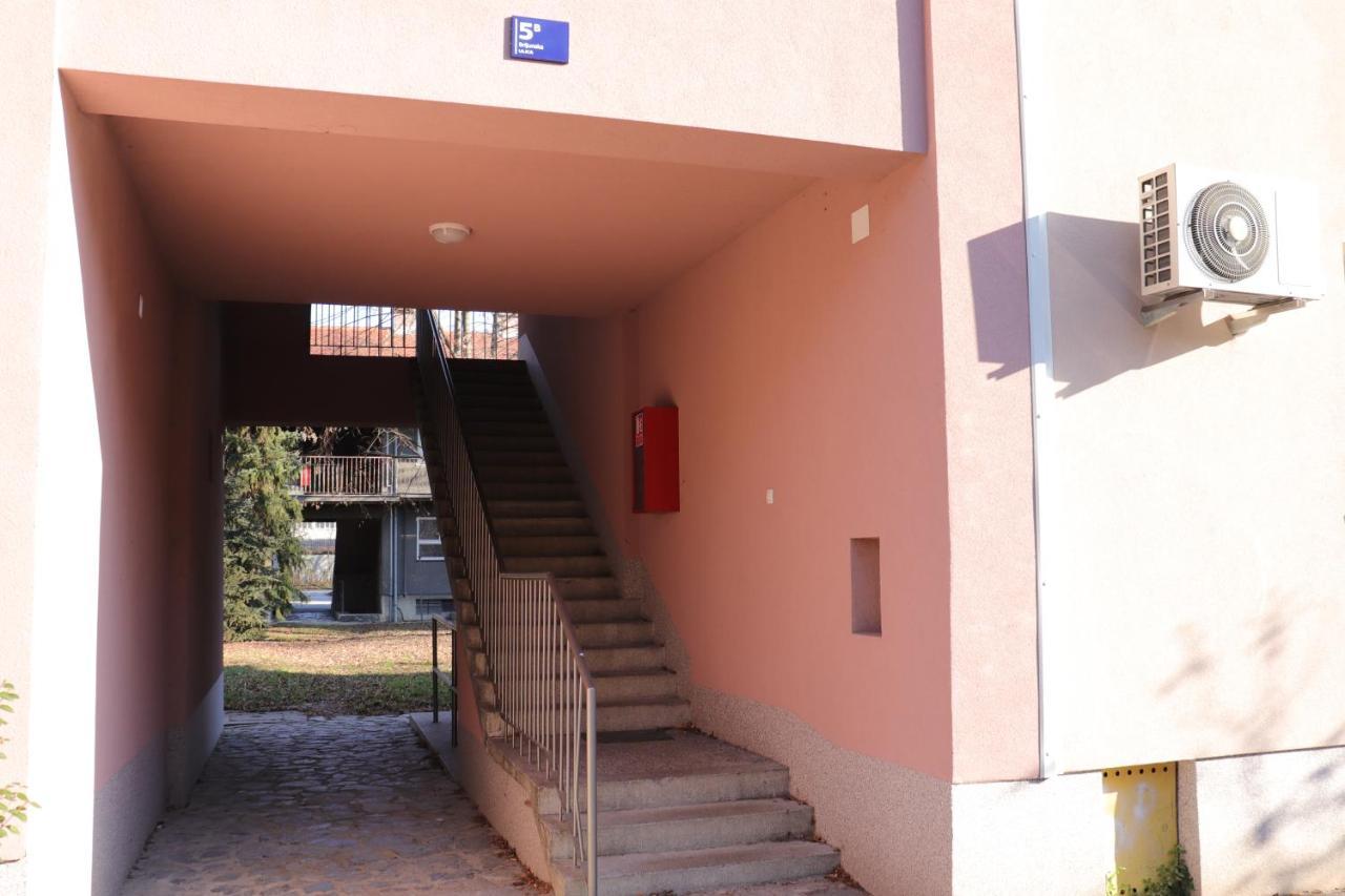 Angela Apartment Zagreb Exteriör bild